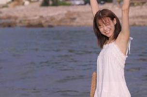 听说了没？17吃瓜网官网又有最新的瓜可吃了，咬一口，果汁四溅的那种……真好！