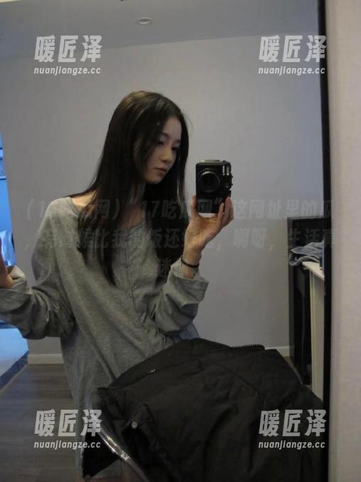 “17吃瓜网”这网址里的瓜，有时候比我的饭还好吃，啊呀，生活真迷你。