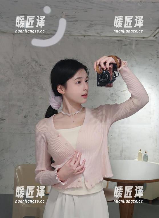17黑料 我和“17黑料”网页版的那条线路,总是觉得有种难以言喻的暧昧...