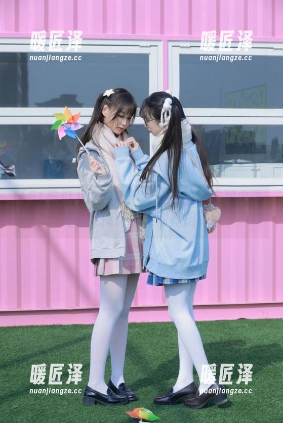 51吃瓜 51吃瓜:视频里的三名初中生无意间揭露‘课间真相’!