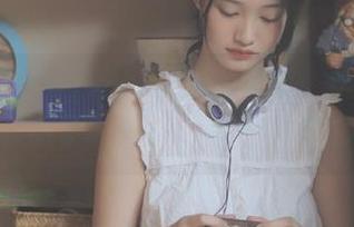 51吃瓜fun苹果版：这样吃瓜也太刺激了吧，看看这些瓜有多酸！