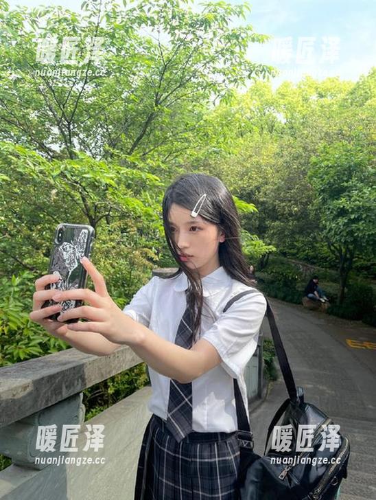 51吃瓜网 “51吃瓜网”今日的资源,没瓜可吃也能噎着你!