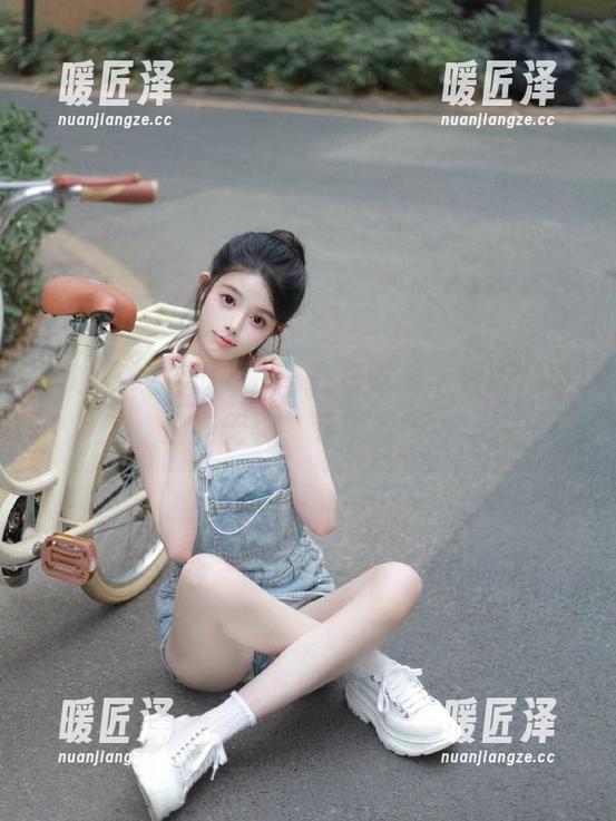 在51在线吃瓜苹果版，不供养无聊，专供看乐！