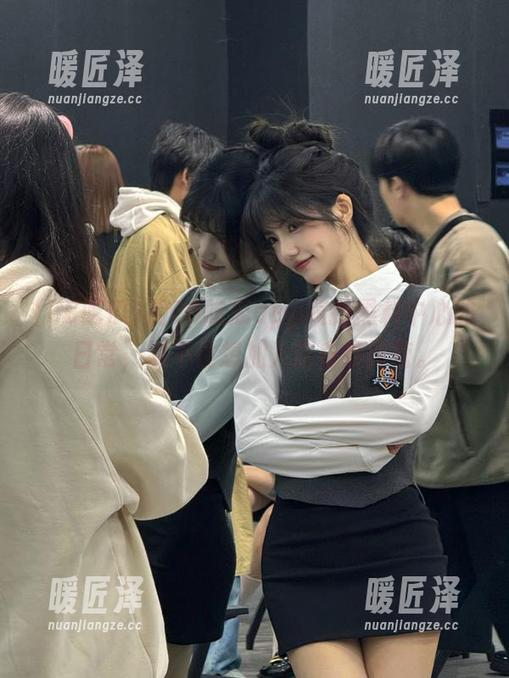 用66吃瓜app窥探黑料中心的日常，忍不住想加入这奇妙阵营。