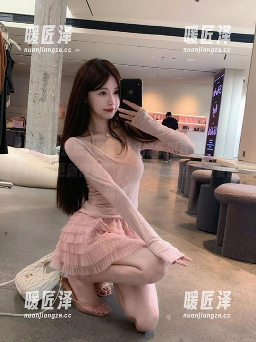 观看718娱乐圈首页，今天的八卦更新得快吗？希望不要再是重复的剧情哦…