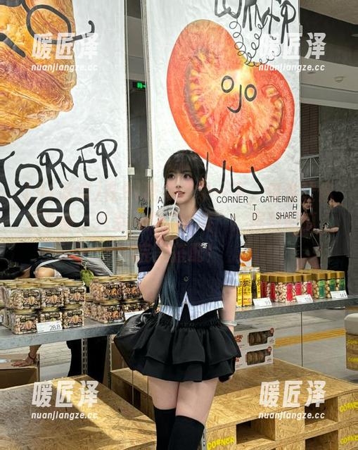 91吃瓜 在91吃瓜登录一下,保准让你不平静,只差一声“哇哦”!黑料配瓜,完美搭配!