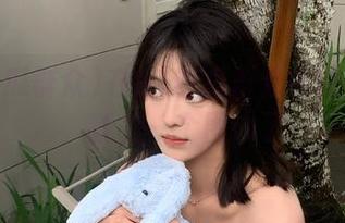 在91吃瓜群众在线搞事情，就差一个围巾了