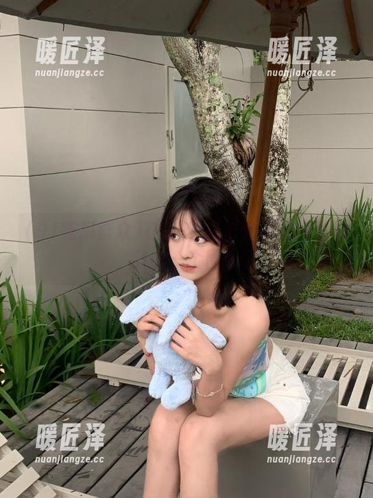 在91吃瓜群众在线搞事情，就差一个围巾了