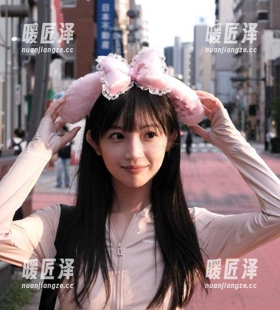 91吃瓜群众 苹果版的91吃瓜群众,快来看看他们的瓜有多甜!