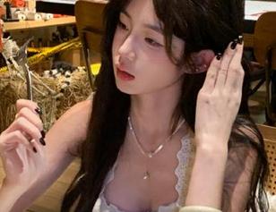 91黑料网，网址一键带你进入瓜田，不小心成了吃瓜高手！