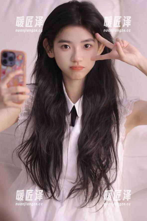 cg51 cg51:分享欢乐,别再让自己一个人傻乐了。
