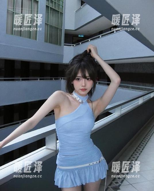 八卦的海洋里畅游，在“全网吃瓜”，确保“永不迷路”，只要小心别被淹没了！