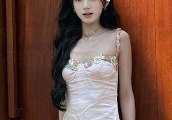 吃瓜51官网，带你走入网址的迷宫，不知道会发生些什么，只能说，随便看看呗。