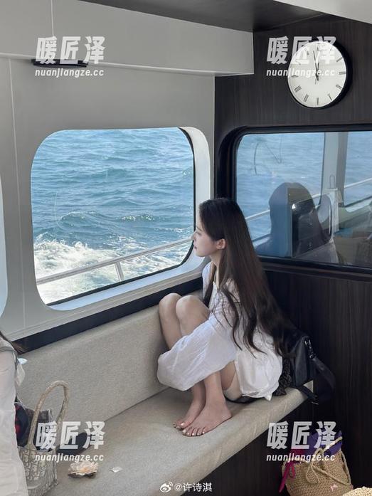 吃瓜网 就这样在吃瓜网逛着,分享着在线观看的趣谈,时光匆匆,却越看越上瘾。
