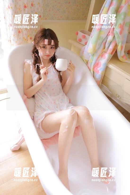 “吃瓜网”：在iOS上吸收各种红黑料，瓜味十足不留情