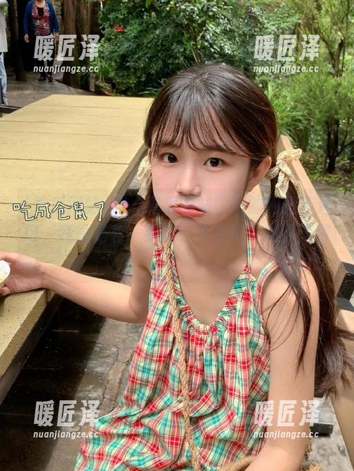 蹭“吃瓜网站”上的网红传送门，我也是有一手的，看看吧，绝不无聊！