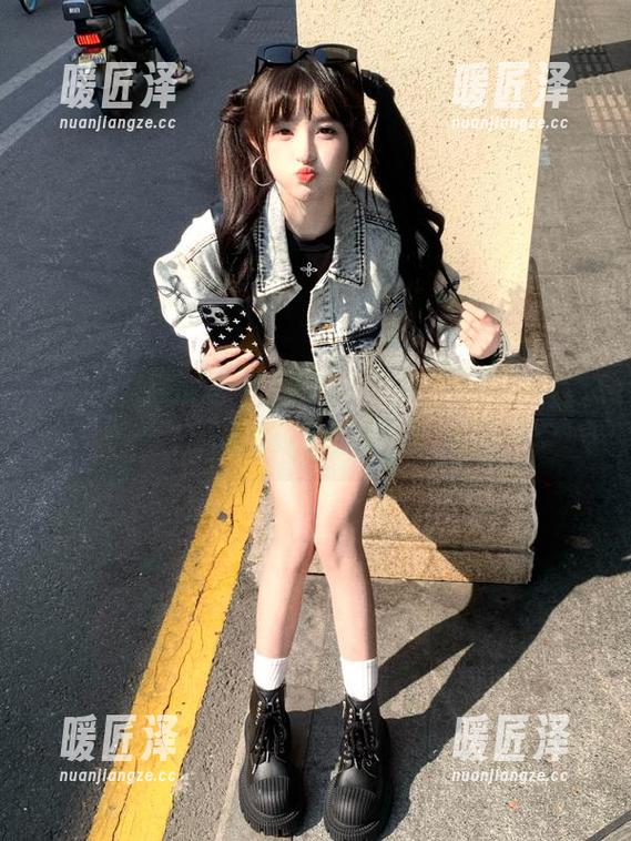 正能量黑料社的免费撕逼课堂，让你吃瓜也能学到东西！