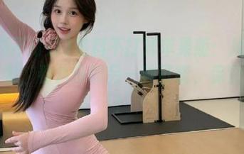 黑料不打烊苹果版：从正能量出发，看八卦的另一种可能，保它别闹！