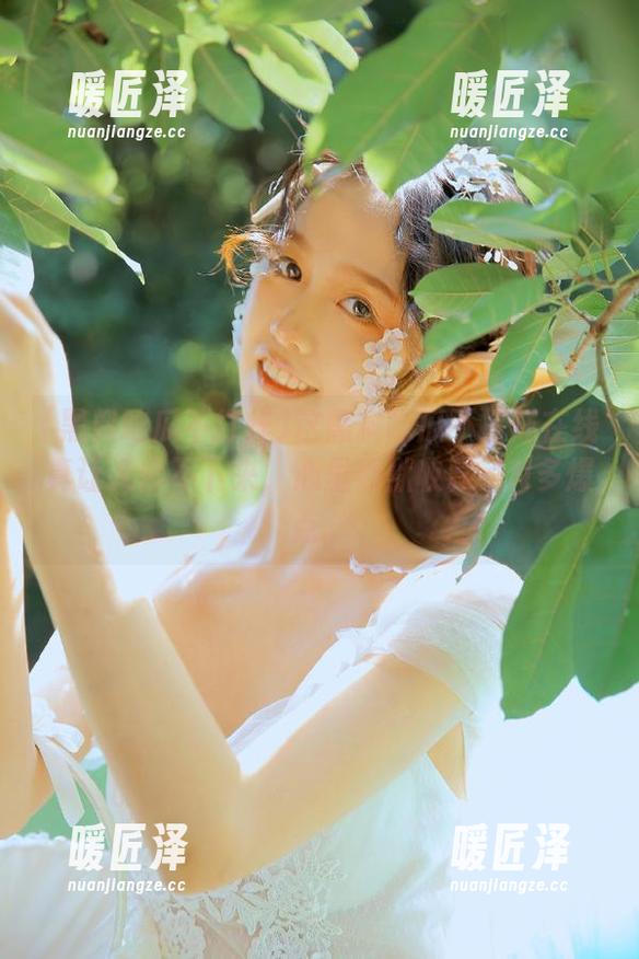 黑料吃瓜不打烊 这黑料吃瓜不打烊在线真让人停不下来,心里默默收藏了N多爆点。