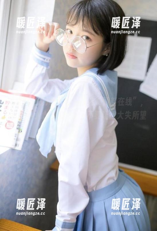 咬着零食观看“黑料在线”，希望不小心看到的瓜，不要让我大失所望啊。