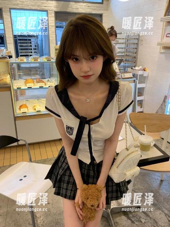 好无聊，随便翻翻万篇长征黑料正能量51苹果版，吃瓜也要高效点！