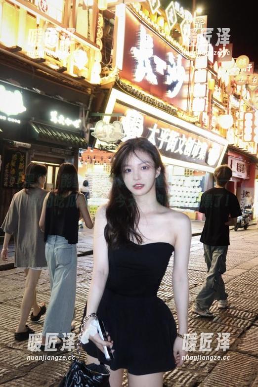 黑料正能量 “黑料正能量177sh”——你的吃瓜线路,今天又被网友刷爆了!