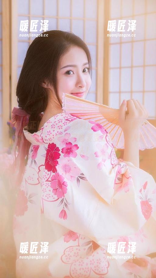 黑料正能量 从“黑料正能量群苹果版”获取灵感,感觉自己也要变成给圈外人煮茶的人!