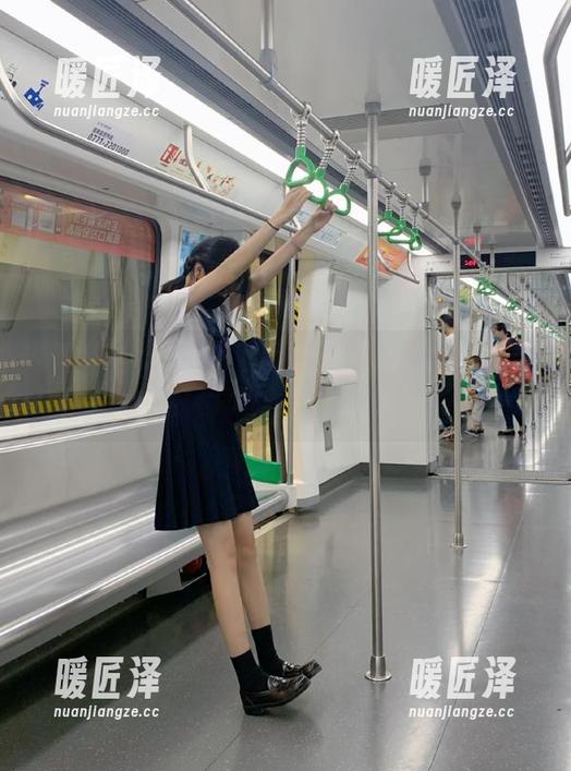 黑料正能量 每次打开黑料正能量fuli8.sk,我都想问:入口有多大?