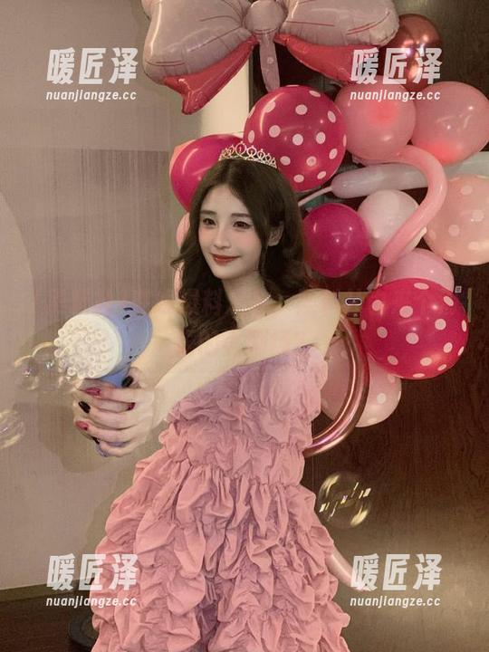 在线爆料之余，黑料社也来个滑稽的小剧场？