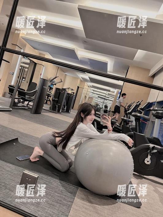 黑料社 哇!苹果版黑料社的爆料又骚动了,抓紧时间来吸取最新的瓜!