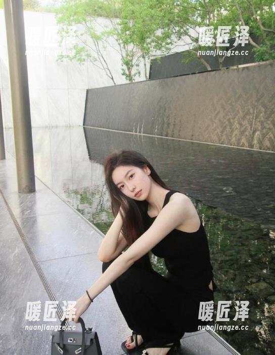 这链接也太直白了，黑料社的精品流出，现在就可以瞅瞅！