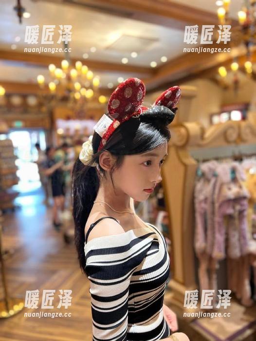 黑料社区 进了黑料社区网站的那刹那,不由感叹这是个“奇妙”的入口。