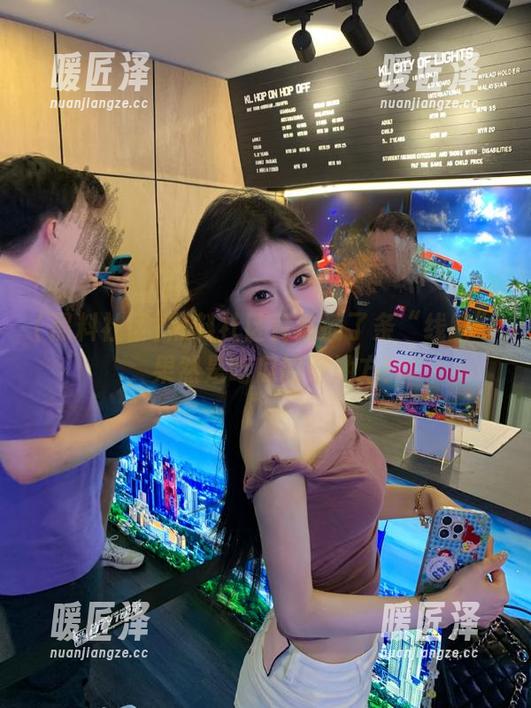 黑料社区 黑料社区竟然搞了条“线路”,果然是吃瓜的好地方!