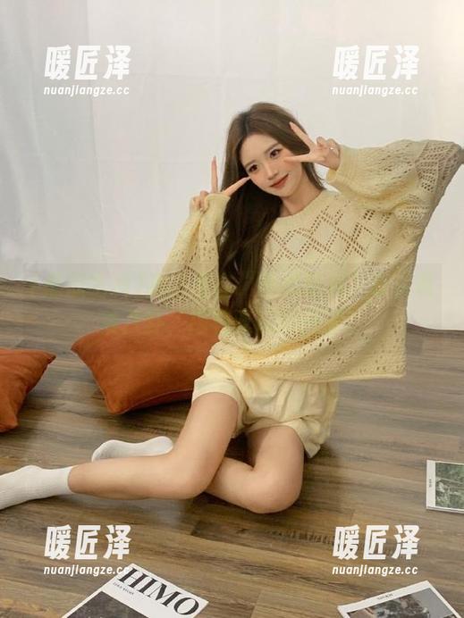 黑瓜吃料 我就是在“黑瓜吃料”永久收集八卦,撑着吃瓜的日子。