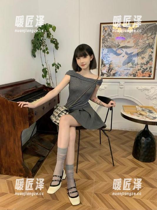 “黑网料”导航：吃瓜的时候，别忘了戴上你的护目镜哦！